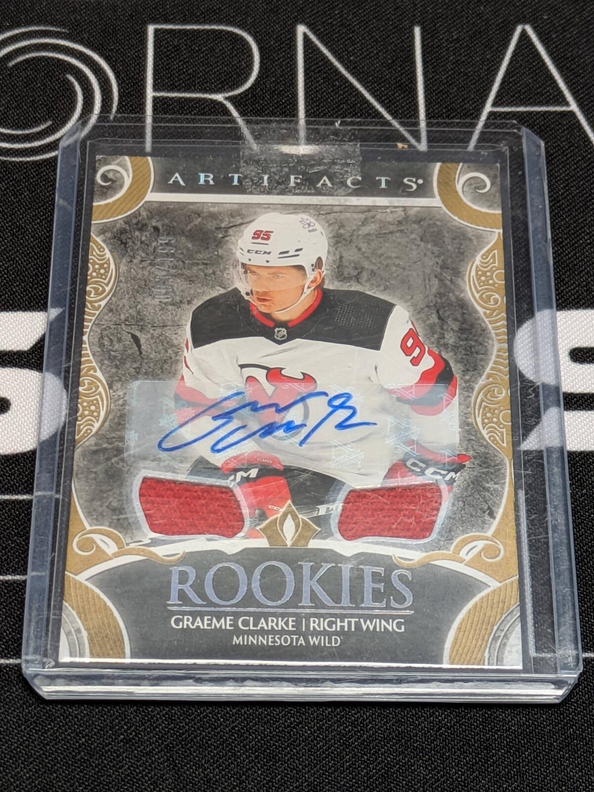 2024-25 Artifacts Hockey Base Auto Material Gold Rookie #198 Graeme Clarke #/199